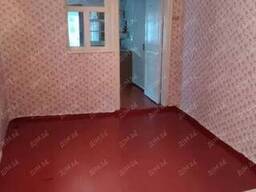 Частина будинку з окремим входом в центрі!