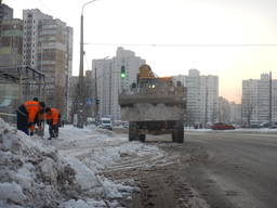 Чистка льда уборка Киев