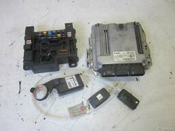 Citroen C-Crosser 2007-2014год. Компъютер 2.2 HDI