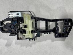 CJ54A224A37BF - Механизм ручки двери передний левый на Ford Escape 3. ..