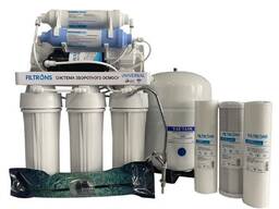 Cистема зворотного осмосу Filtrons UNIVERSAL 6-ти ступенева з помпою
