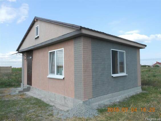 Дачный домик 45 м. кв. цена 10200 у. е.