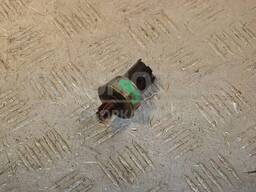 Датчик давления топлива в рейке Renault Kangoo 1.5dCi 1998-2008 9307Z511A 425655