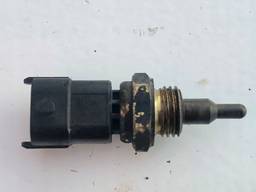 Датчик температуры охлаждающей жидкости DAF 1827058
