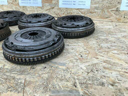 Демферний маховик Renault Megane 2 Scenic II 1.5 dci 03-09р. (двухмассове щеплення...