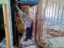 Демонтаж работы , уборка участка , территории , вывоз мусора