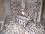 Демонтаж стен, плитки. Вывоз мусора. Грузчики. - фото 1