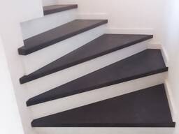 Дерев'яні сходи