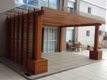 Деревянная пергола с примыканием к дому под ключ - фото 1