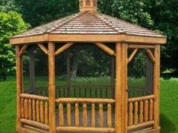 Деревянная шестигранная беседка