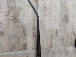 Держатель дворника правый, левый Mitsubishi Lancer 9 (2003-2009)