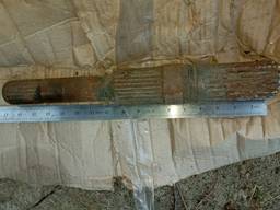 04417614 Deutz-Fahr трактор вал