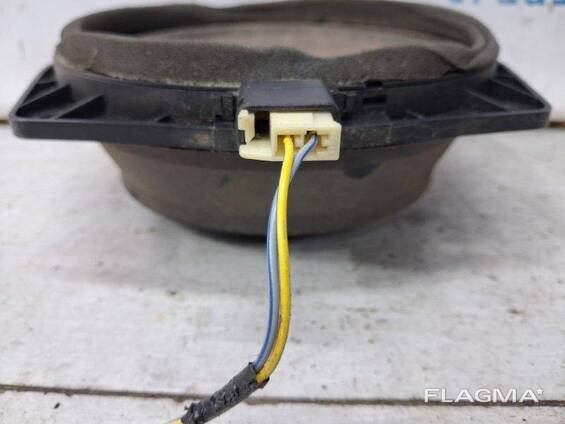 Динамік дверей Mitsubishi Pajero Wagon 3 3.2 Дизель 4M41 1999 (б/у)