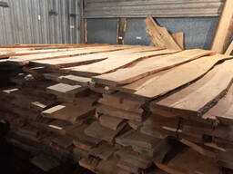 Дошка ясень суха необрізна 30 мм 3 сорт