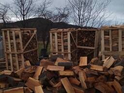 Дрова колоті в ящиках
