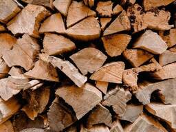 Дрова рубані кубами та складометрами