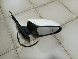 Дзеркало праве Toyota Yaris 2011-14 рік 879100D580