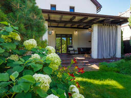 Ексклюзивний Будинок 177 м² у Центрі Бучі. Преміум-Ремонт, Меблі, БОМБОСХОВИЩЕ.