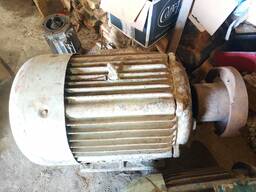 Електродвигун 30 кВт 750 об/хв