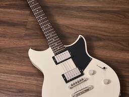Електрогітара Yamaha REVSTAR ELEMENT RSE20 (Vintage White)