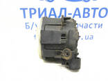 Фара протитуманна Mitsubishi L200 KB 2.5 Дизель 4D56U МКПП 2006 (б/в) - фото 3