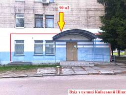 Склад/магазин/сервіс 90 м2 в центрі. Фасад, 1 поверх, окр. вхід. Без %