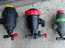 Фильтр нижний с запорным клапаном Ø 32 малый ///