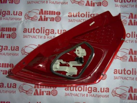 Фонарь задний левый FORD Fiesta MK7 08-12