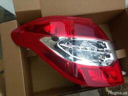 Фонари фара капот Citroen C4 2010 ситроен