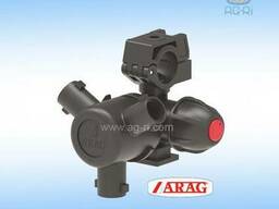 Форсунка на три распылителя Arag на трубу опрыскивателя