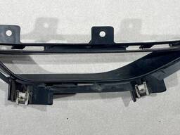 FT4B17B968 - Решетка в бампер правая на Ford Edge 2 поколение CD53
