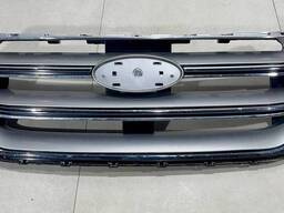 FT4Z8200AA - Решетка радиатора на Ford Edge 2 поколение CD53