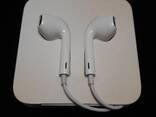 Гарнитура Apple EarPods with Lightning Connector (MMTN2) - фото 1