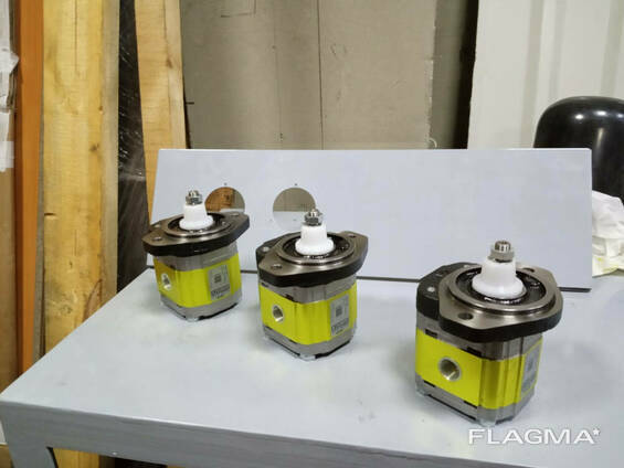Гідромотор Kinze 730352 - Vivoil 7M4131001- В Гідравлік Лайн