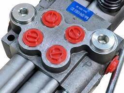 Гидрораспределитель Р40-2-ST7D6 2 секционный, плавающим режимом, вверх - вниз и фиксацией.