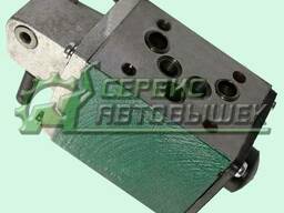 Гидрораспределитель управления стрелами автовышек АГП-22