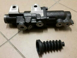 Головний гальмівний циліндр 233732 Manitou (Маниту). ..