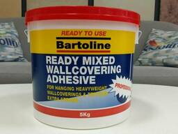 Готовый к употреблению обойный клей компании Бартолайн