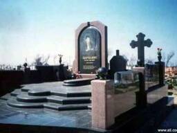 Гранитные ритуальные комплексы Украина