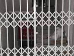 Металеві решітки розсувні на вікна та двері, балкони, в магазини. Решітки оптом. Бориспіль