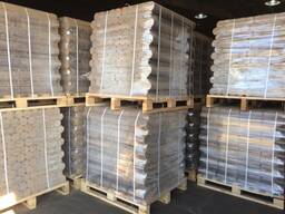 Holzbriketts Nestro Hartholz Kaminbrikett Rund Kaminholz 10kg x 96 960kg Palette