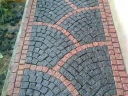 Гранітна бруківка колота старий Львів