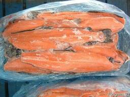 Хребты лосося, икру трески, сельди, мойвы