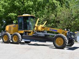Грейдер XCMG GR135