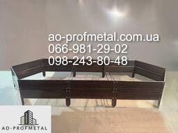 Грядка металлическая с рисунком под дерево.