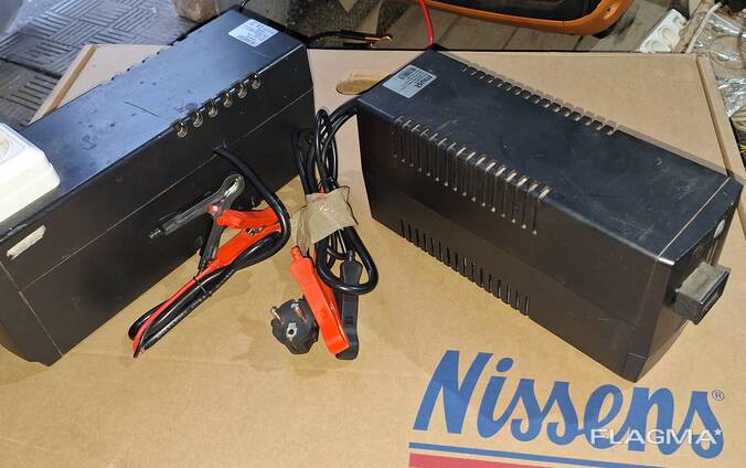 Инвертор 220в-600W Ибп Ups Дбж Зарядное Солнечная панель