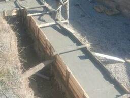 Изготовление ленточного фундамента без копки