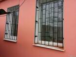 Решетки на окна кованые - металлические. Грати на вікна - фото 2