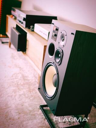 JBL L100 Classic 12-дюймові 3-смугові полочні динаміки (пара)