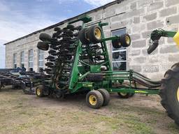 Посівний комплекс John Deere 1890